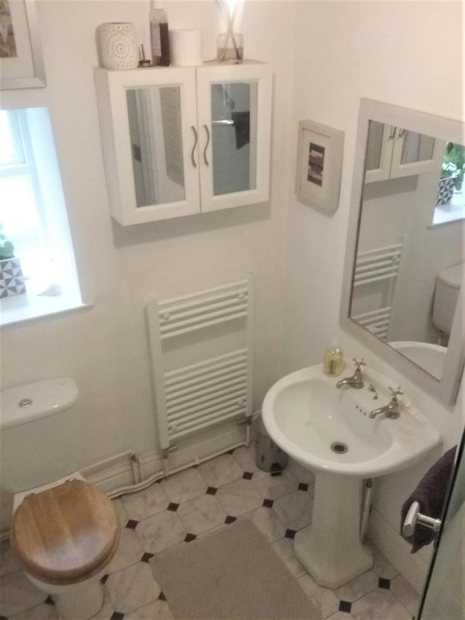 38 Newtown Guest House Bradford-On-Avon Eksteriør bilde